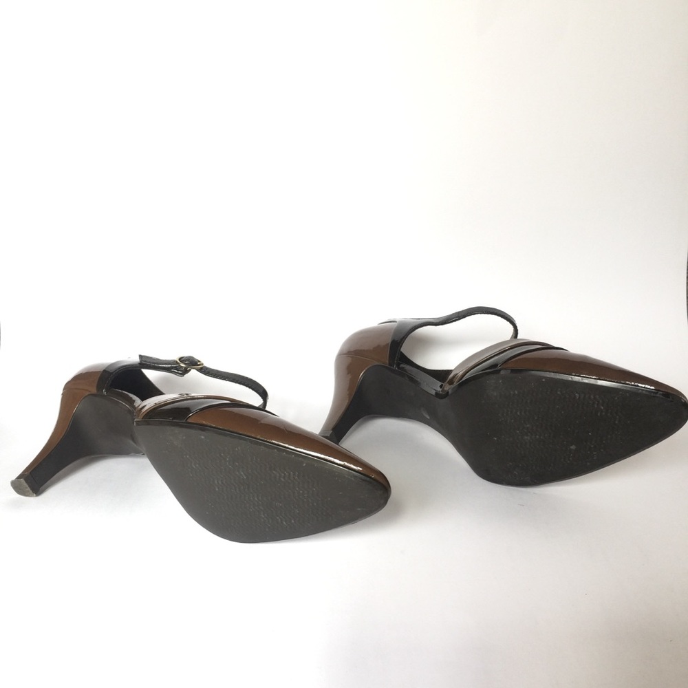 Pointed Toe Ankle Strapped Pumps - image 4